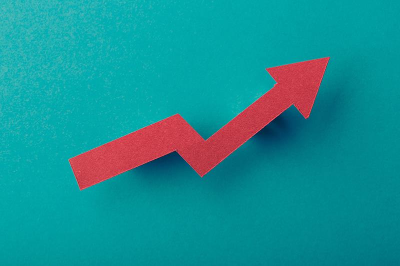 Frontline ivonescimab plus chemo ups survival in advanced squamous NSCLC