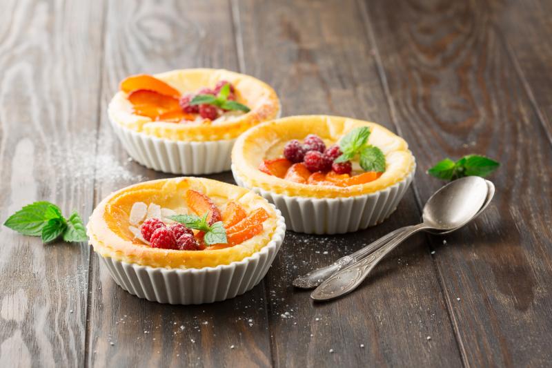 Eating low-sweet snacks, caregiver education reduce children’s sugar intake