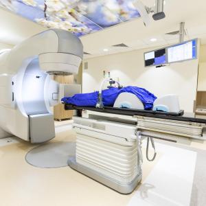 Reduced RT plus chemo-immunotherapy feasible in older/frail NSCLC patients